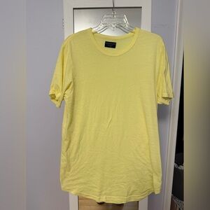 Men’s Goodlife Tri-blend Scallop Crew tee.